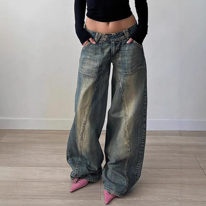 Women's wide jeans with a casual cut and unique design Lune London
