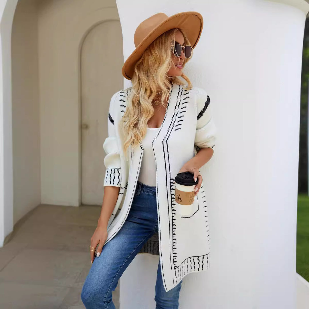Women's knitted jacket with unique pattern and relaxed fit Lune London
