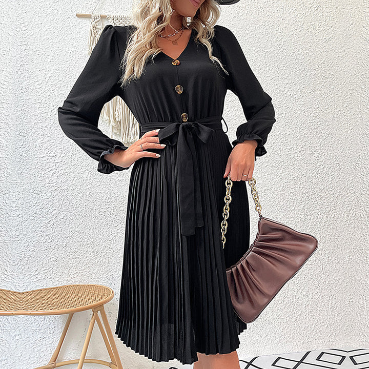 Robe portefeuille plissée pour femmes avec détails de boutons et ceinture à la taille Chic & Stil