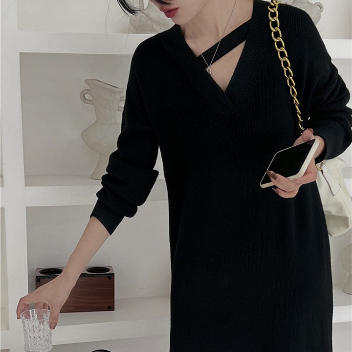 Robe en tricot pour femmes avec décolleté en V profond et coupe décontractée Chic & Stil