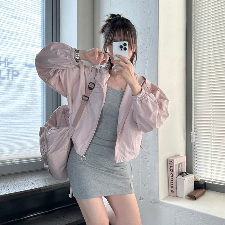Veste extérieure légère et respirante pour femmes avec cordon de serrage Chic & Stil