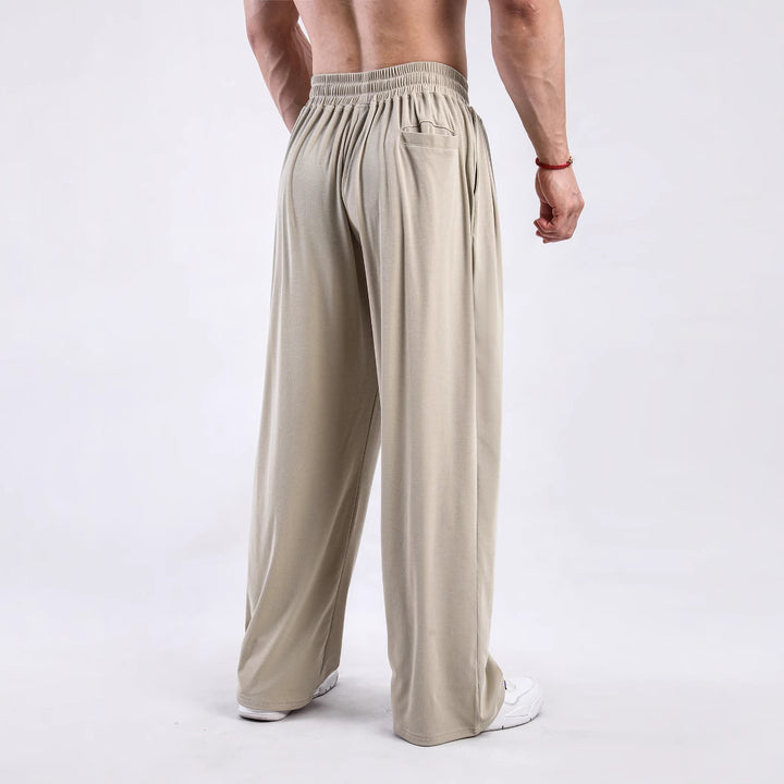 Wide lounge pants for women in innovative and breathable material Lune London