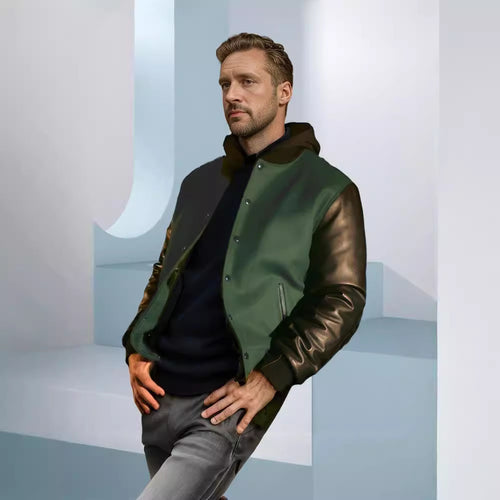 Trendy baseball jacket for women with leather sleeves and practical side pockets Lune London