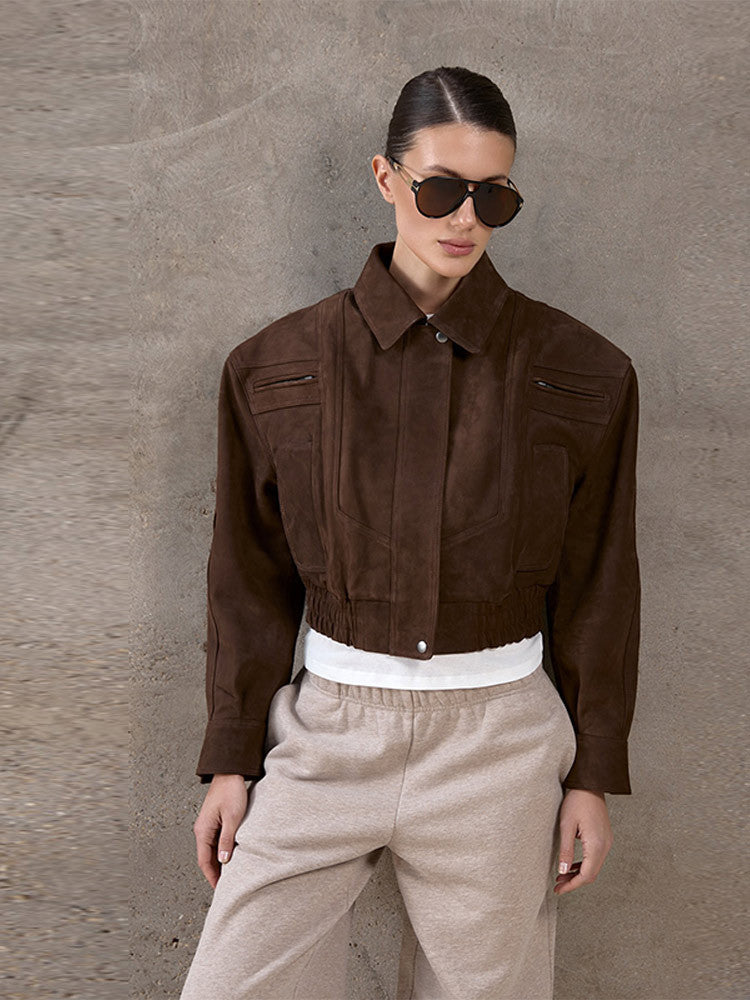 Cropped suede jacket for women with practical pockets Lune London