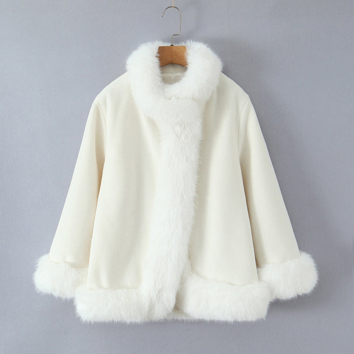 Elegant ladies faux fur jacket with soft collar and modern details Lune London