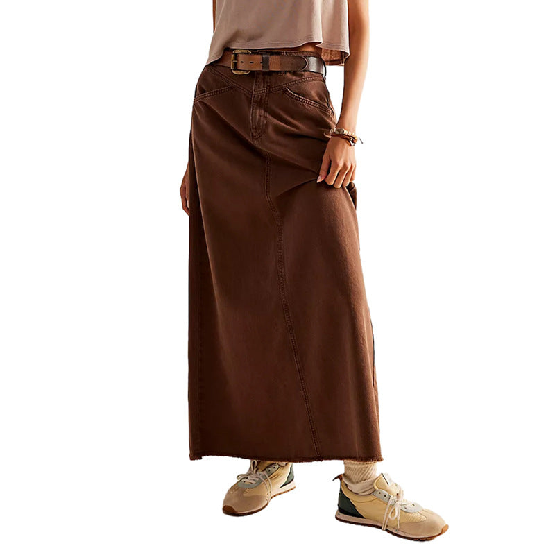 Women's maxiskirt made of black denim with side pockets and casual cut Lune London