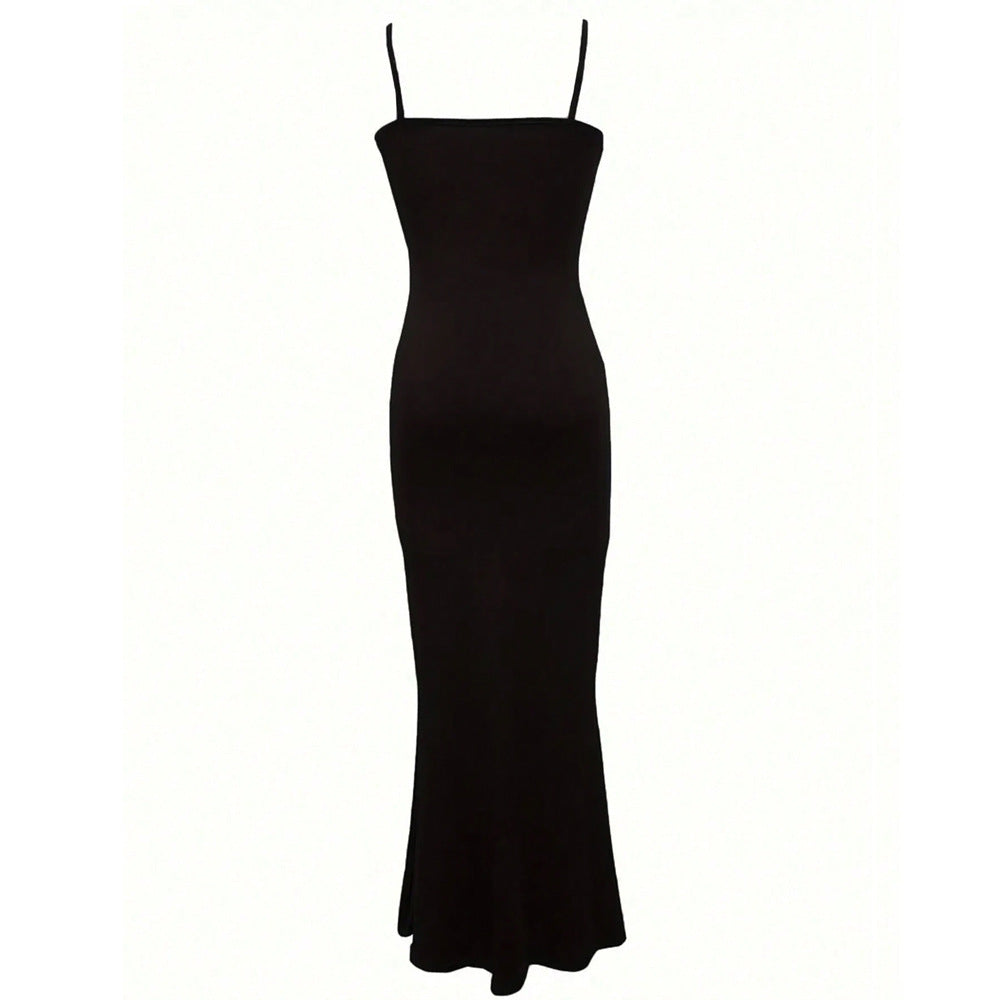 Elegant maxi dress for women with narrow spaghetti straps and a fluid cut Chic & Stil