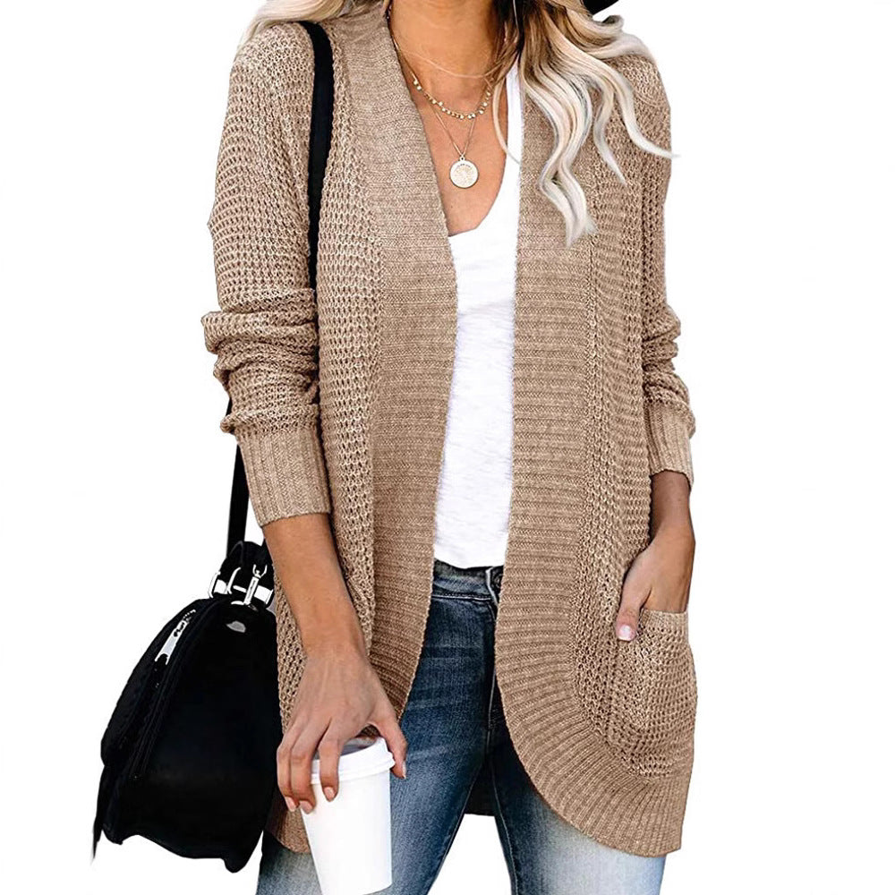 Lightweight knitted coat for women with pockets and open front Lune London