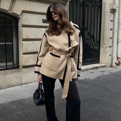 Trendy wrap jacket for women with graphic design Lune London