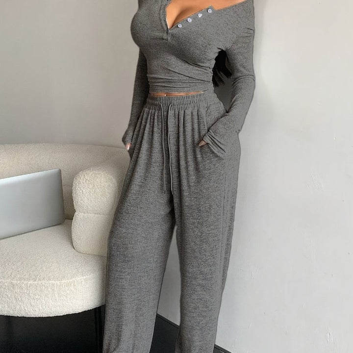 Ensemble de loisirs féminin avec détails en bouton et taille élastique Chic & Stil