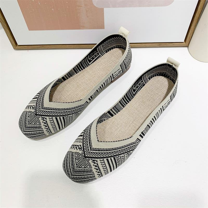 Comfortable textile ballet flats for women with an airy cut and an ergonomic insole Lune London