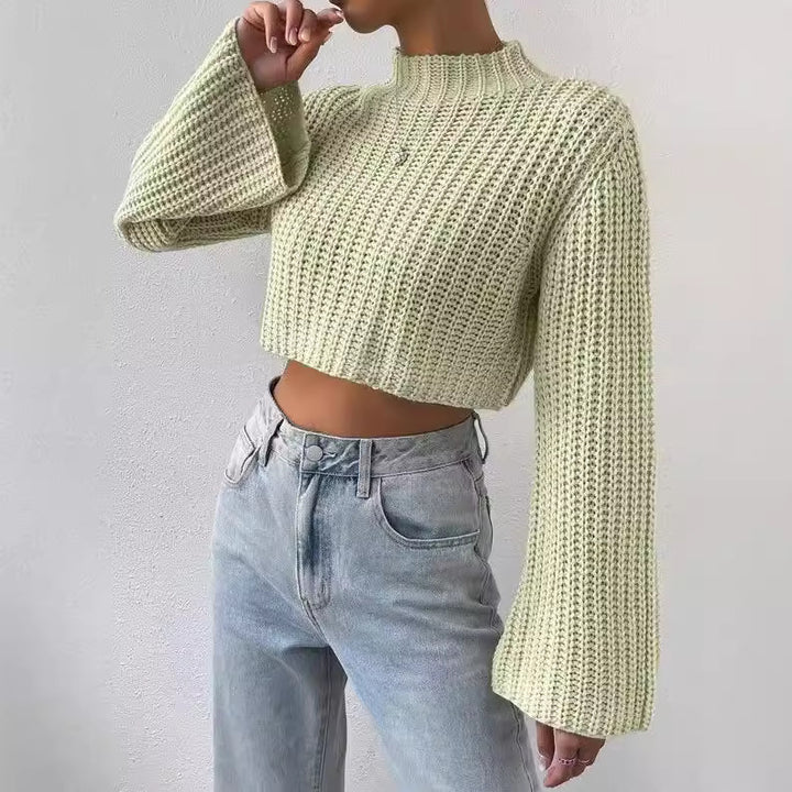 Casual crop sweater for women with wide sleeves and a structured design Lune London