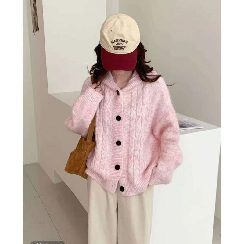Cardigan Cozy pour femmes avec col à capuche confortable et boutons accrocheurs Chic & Stil