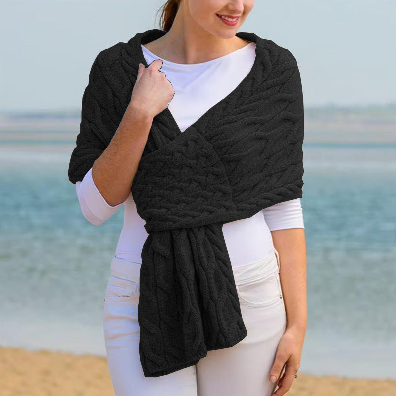 Knot scarf for women with structured twisted pattern Lune London