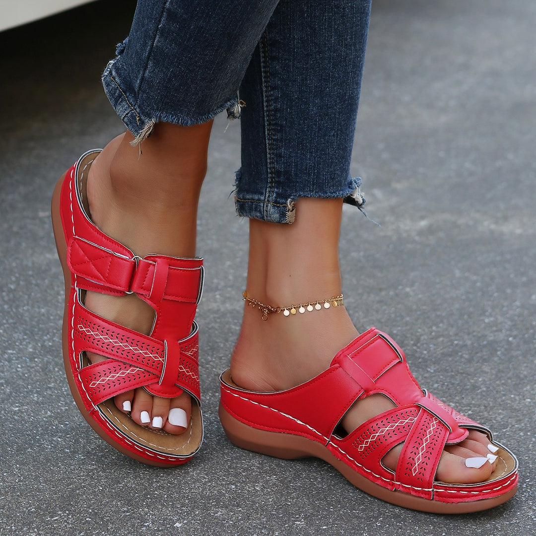 Comfortable sandals for women with breathable inserts and adjustable strap Lune London