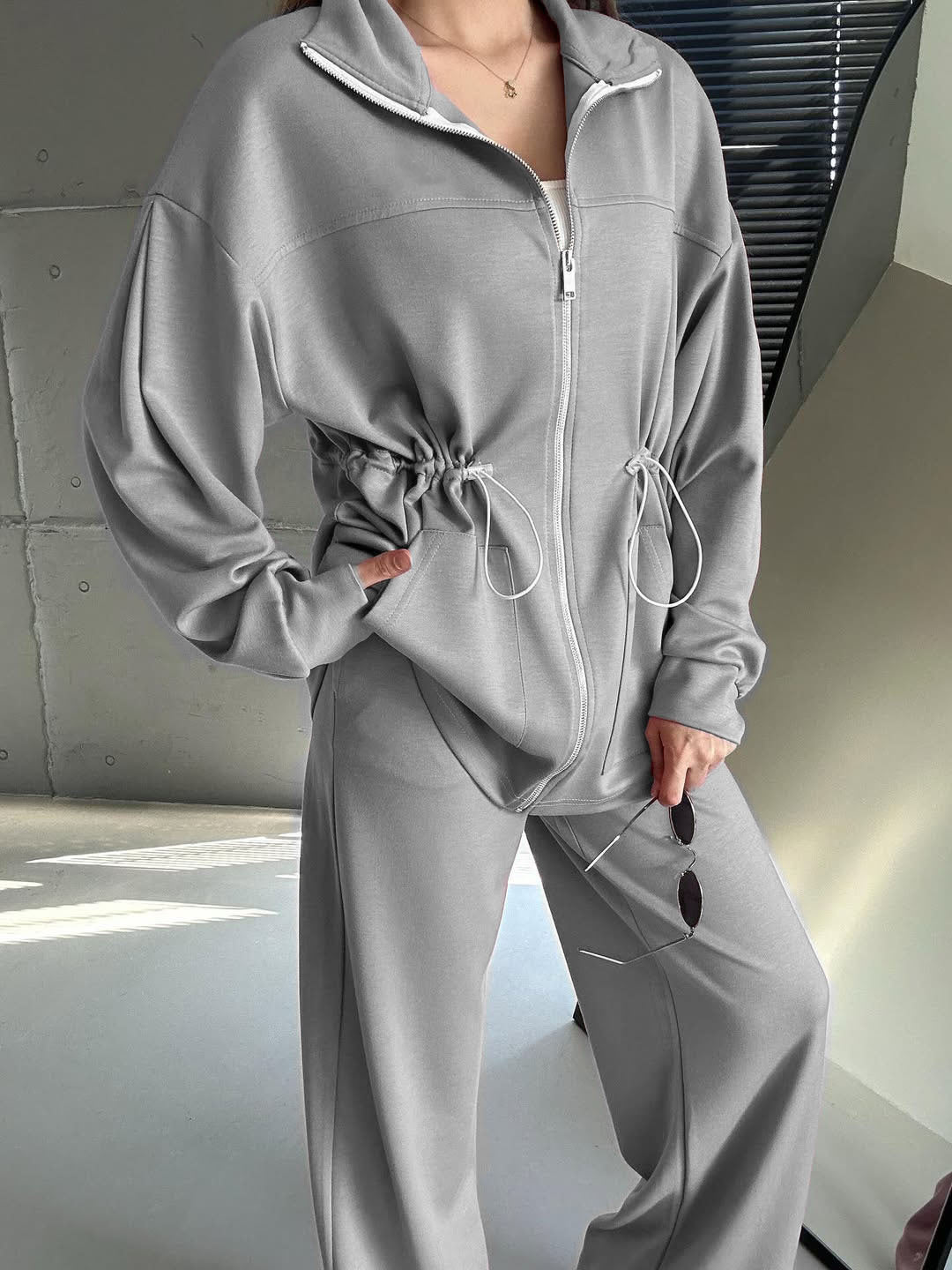 Elegant satin sports set for women with adjustable waist and high collar Lune London