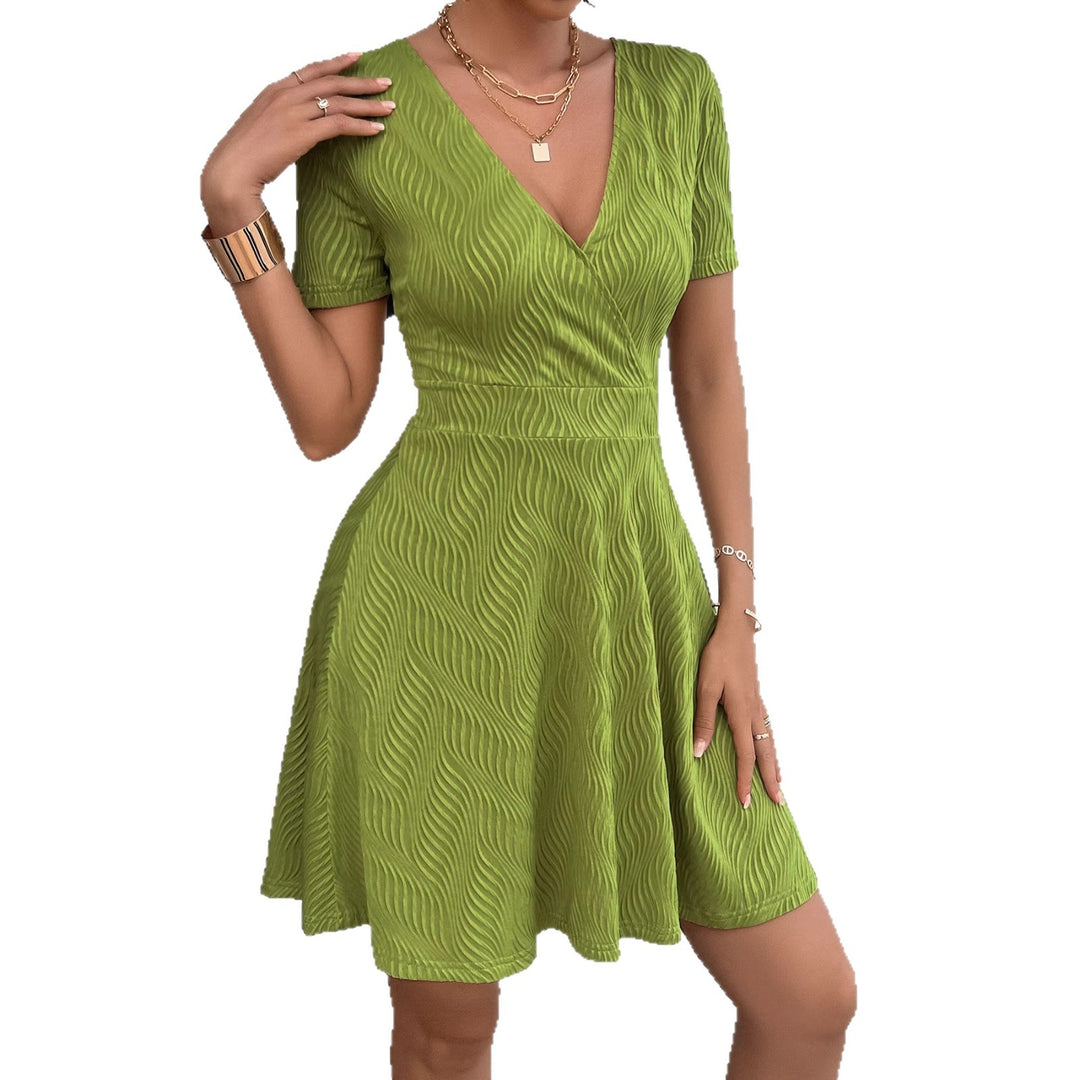 Wrap dress for women with V-neck and fluid fabric Chic & Stil