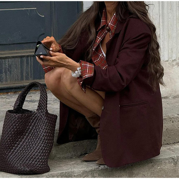 Fashionable oversized jacket for women with plaid pattern and casual fit Lune London
