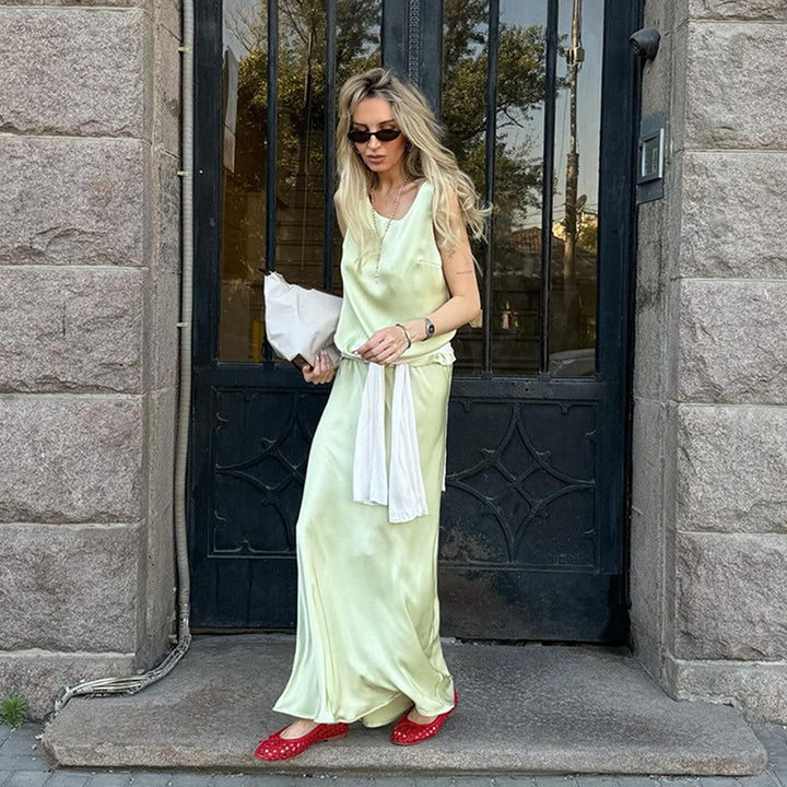 Ladies Elegant Maxi Dress in High Quality Satin Lune London