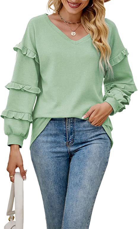 Women's ruffled sweater with V-neck Lune London