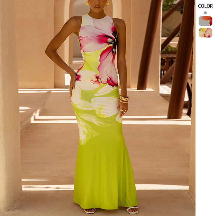 Elegant Maxi Dress for Women with Floral Print and Chic Fitted Cut & Style