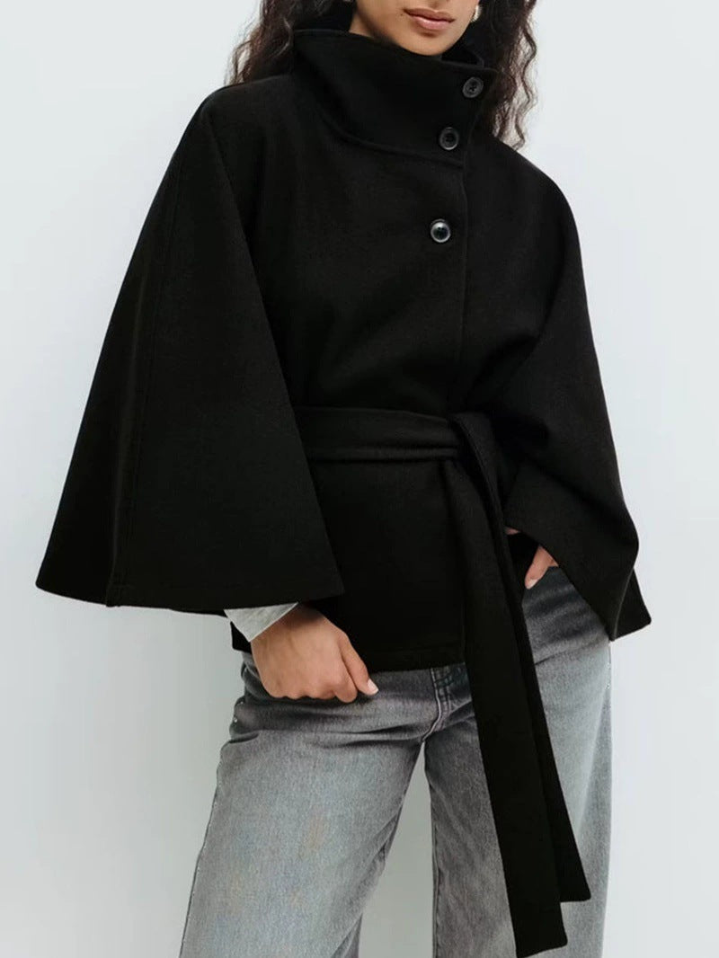 Winter jacket for women with modern cut and belt Lune London