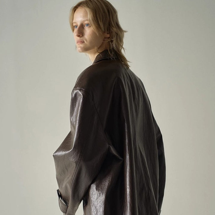 Veste en faux cuir à la mode pour femmes avec coupe surdimensionnée Chic & Stil