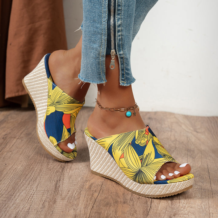 Platform mules for women with floral design and comfortable sole Lune London