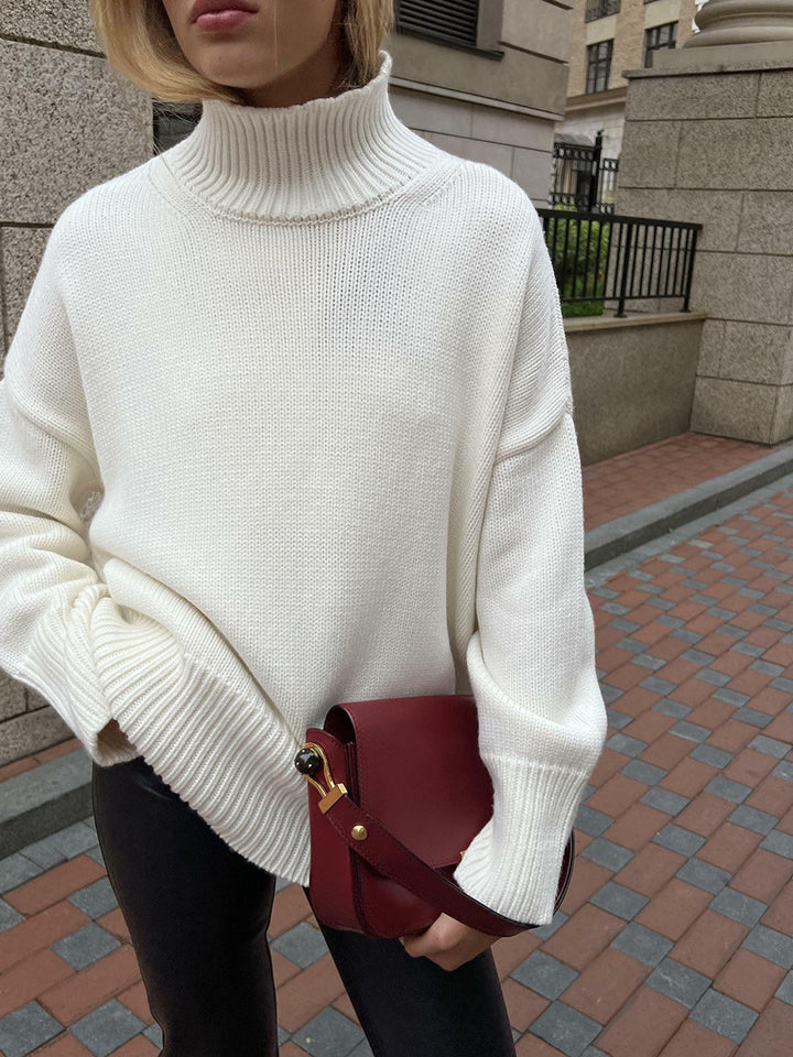 Oversized turtleneck sweater for women in soft knit Lune London