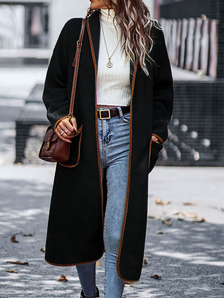 Ladies elegant, long cardigan with practical cut and contrasting accents Lune London