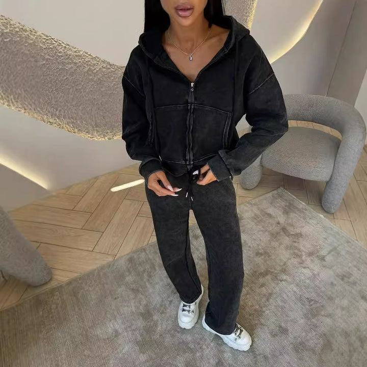 Ensemble de loisirs pour femmes avec sweat à capuche et pantalon de jogging au look moderne Chic & Stil
