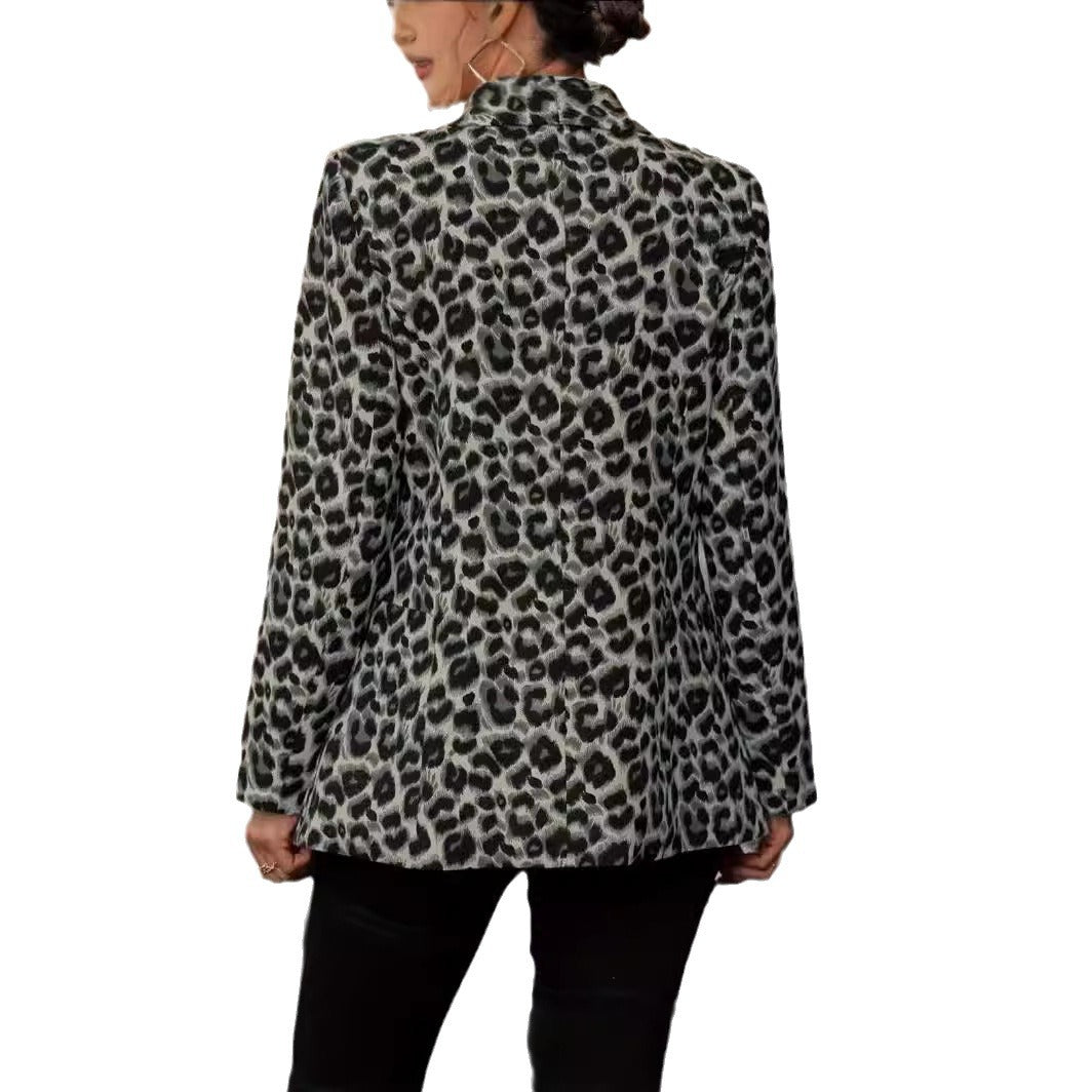 Trendy women's blazer with leopard pattern and tailored fit Lune London