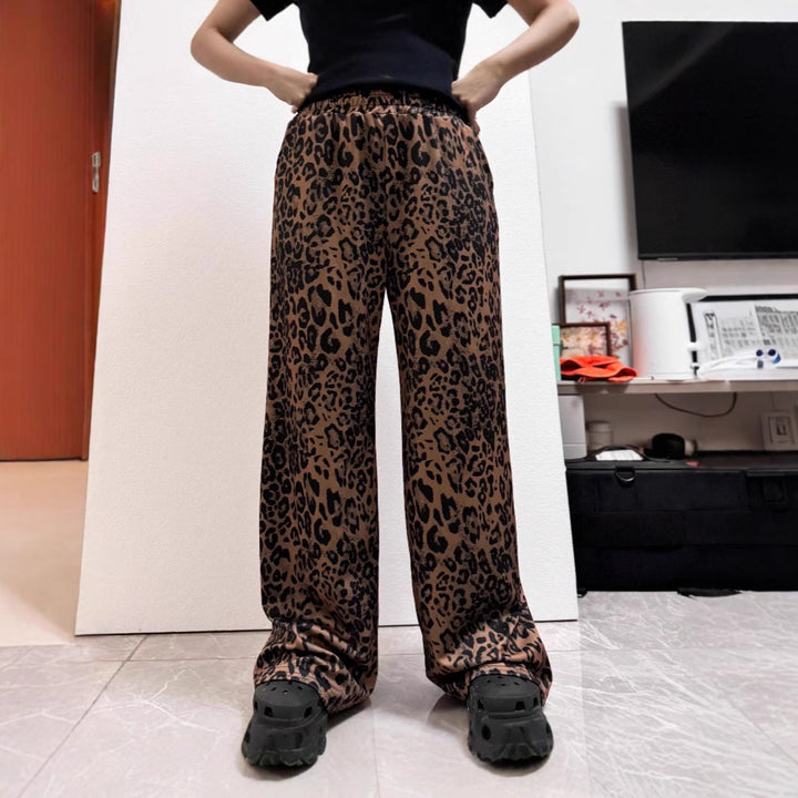 Casual palazzo pants for women with trendy leopard print and high waist Lune London