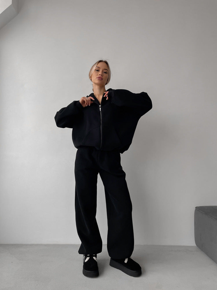 Women's Casual Fleece Tracksuit with High Collar and Loose Fit Chic & Stil