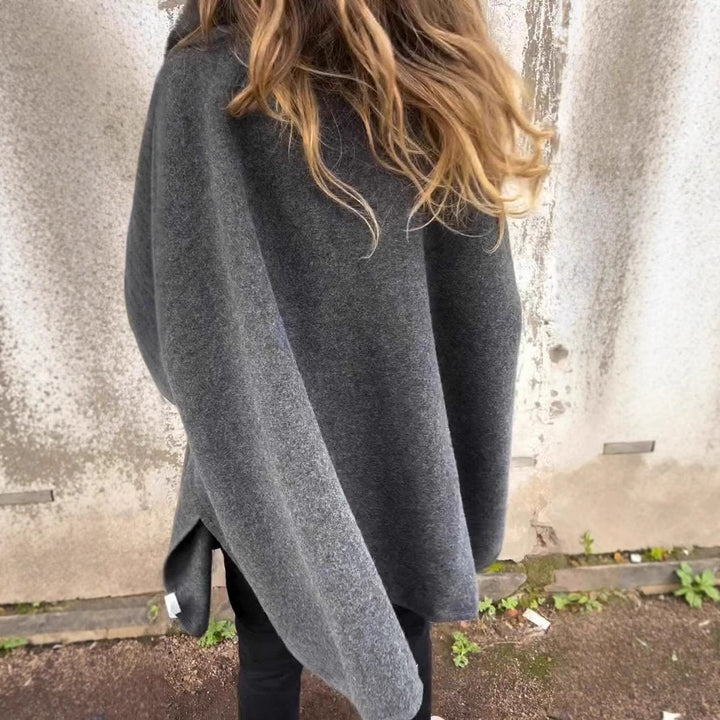Ladies Elegant Wool Jacket with Luxurious Chic Faux Fur Collar