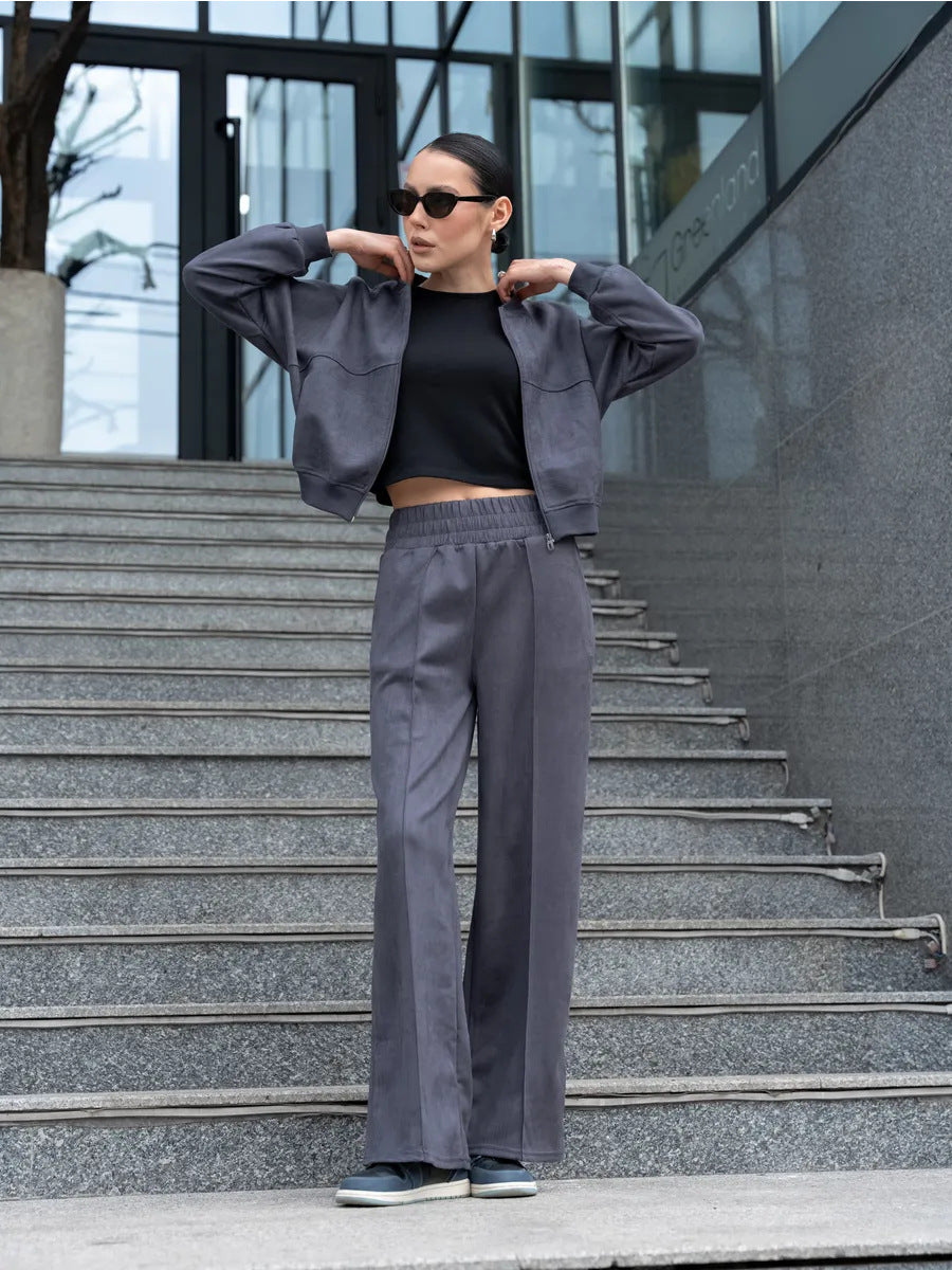 Women's sports set with short jacket and stylish pants Lune London