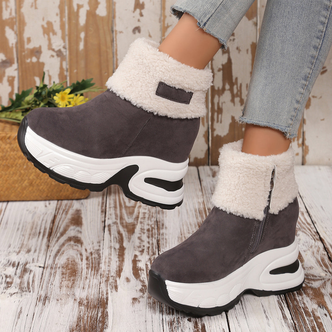 Trendy fleece boots for women with wedge heel Lune London