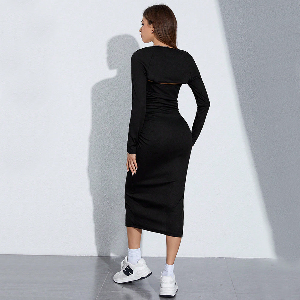 Elegant maxi dress for women with gathers and side slit Chic & Stil