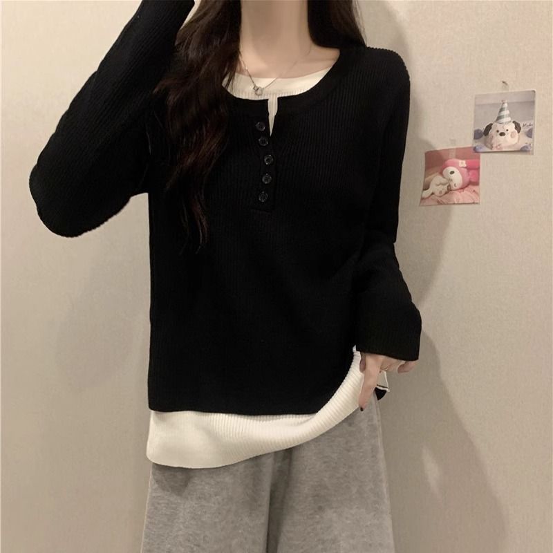 Pull long à manches longues tendance pour femme avec patte de boutonnage Chic & Stil