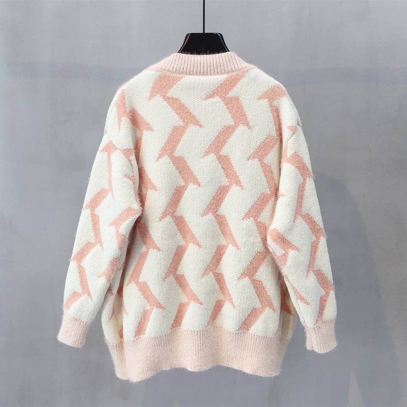 Women Thick Knit Cardigan with Modern Zigzag Pattern and Chic and Stylish Button Details