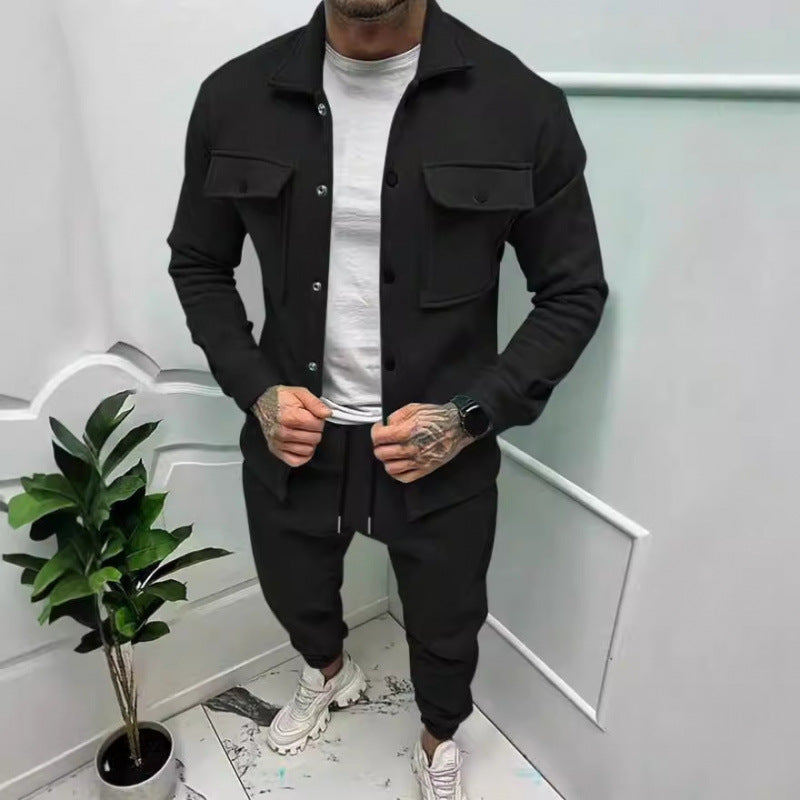 Men's sports set with modern details and practical pockets Lune London