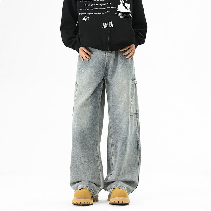 Casual and wide cargo jeans for men Lune London