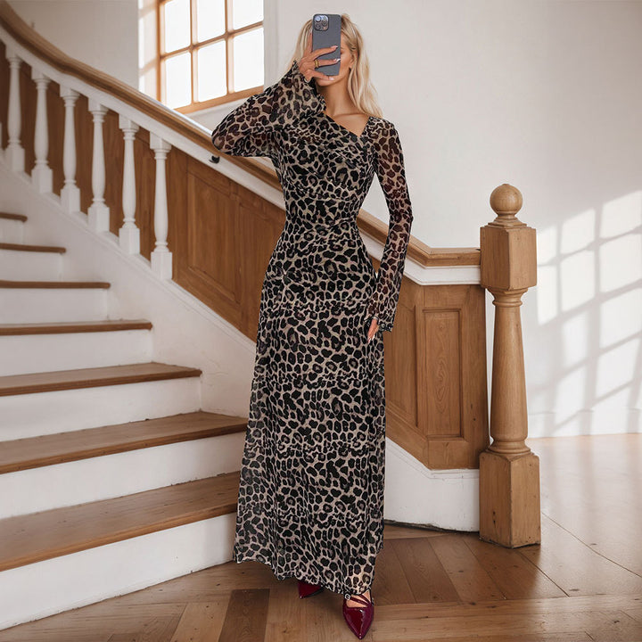 Robe maxi femme avec imprimé animal élégant et coupe sophistiquée Chic & Stil