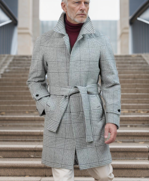 Fashionable trench coat for men with practical pockets and modern fit Lune London