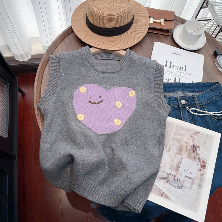 Ladies cute knitted vest with heart pattern and sleeveless Lune London