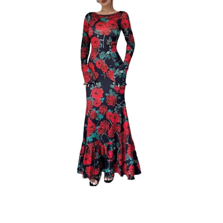 Robe maxi élégante pour femmes avec des détails de volants floraux et des manches longues Chic & Stil