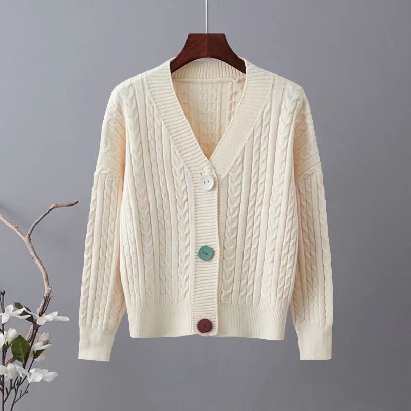 Cardigan en tricot épais pour femme avec col en V et boutons décoratifs Chic & Stil