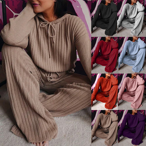 Women's Relax Suit with Hood and Wide Leg Chic & Stil