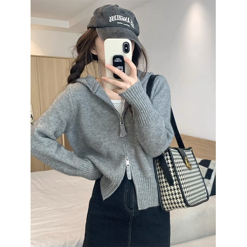 Cardigan à capuche pour femmes avec zip intégral Chic & Stil