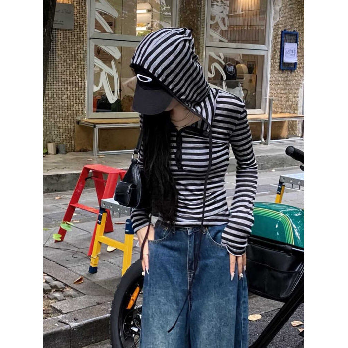 Women's Long Sleeve Shirt with Hood and Stripes Chic & Stil